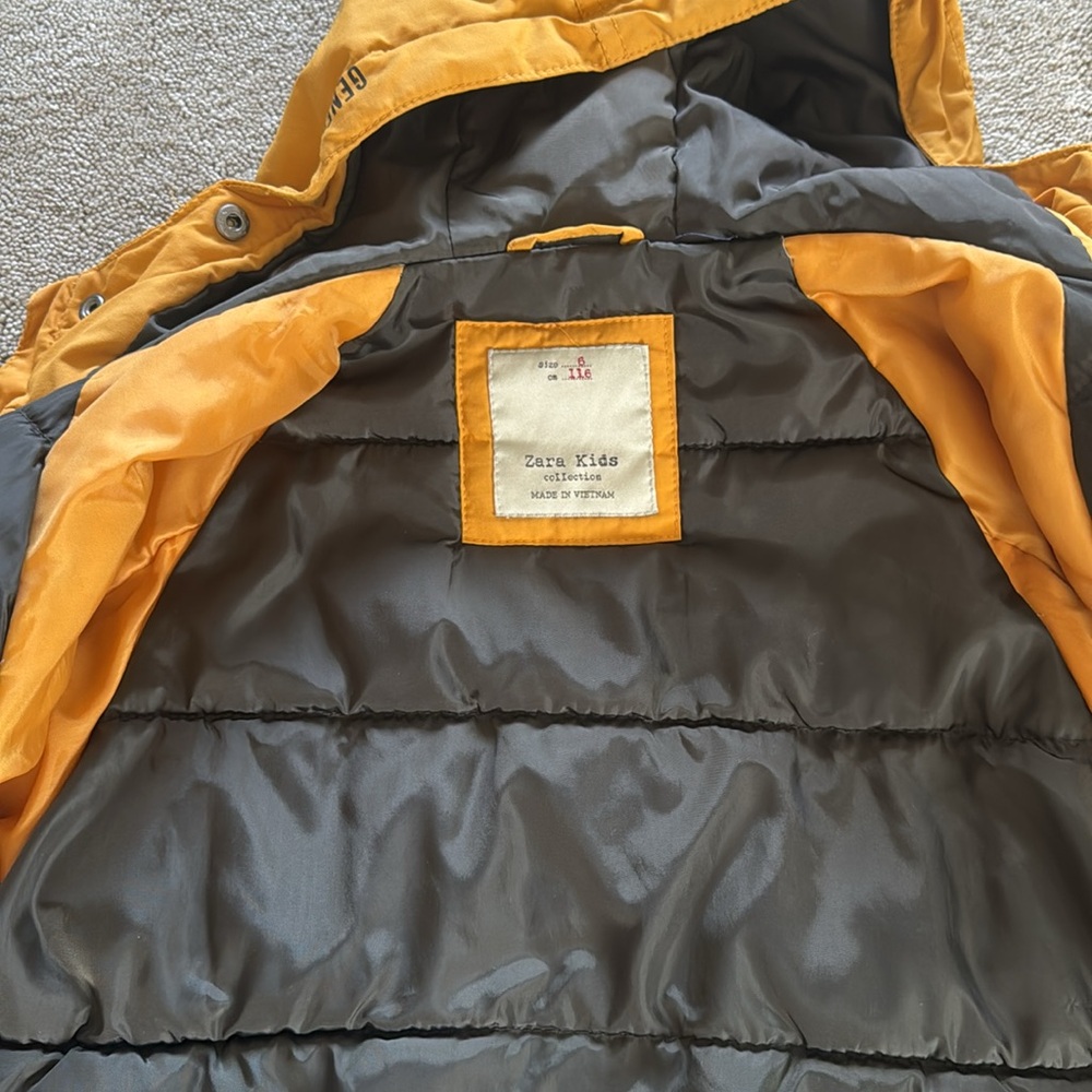 Zara Coat - Picture 3 of 4